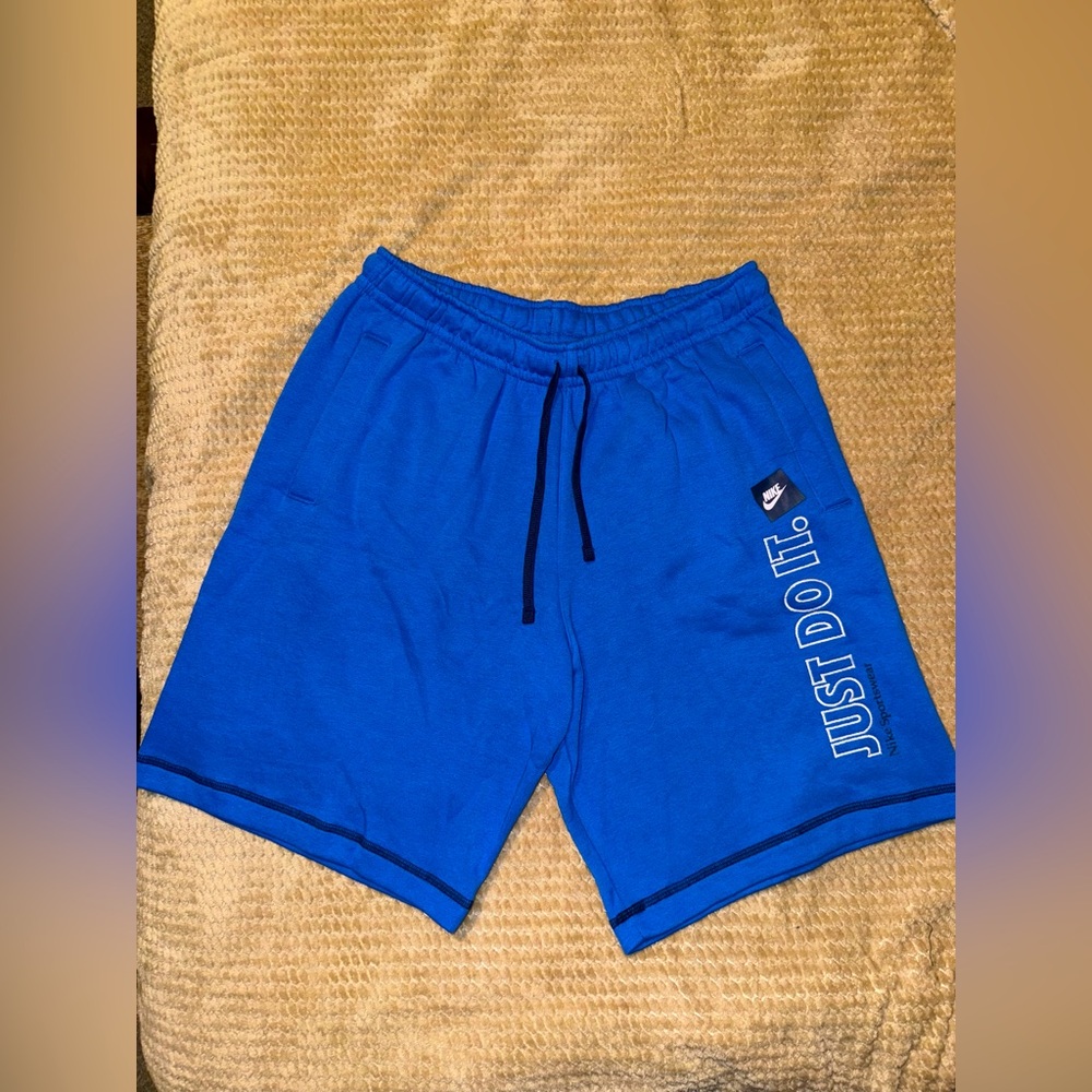 Nike sweat shorts. Large. Blue.